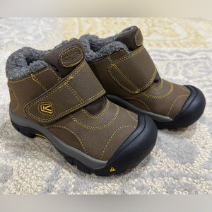 Keen Kids Size 12 Kootenay Waterproof Winter Boots